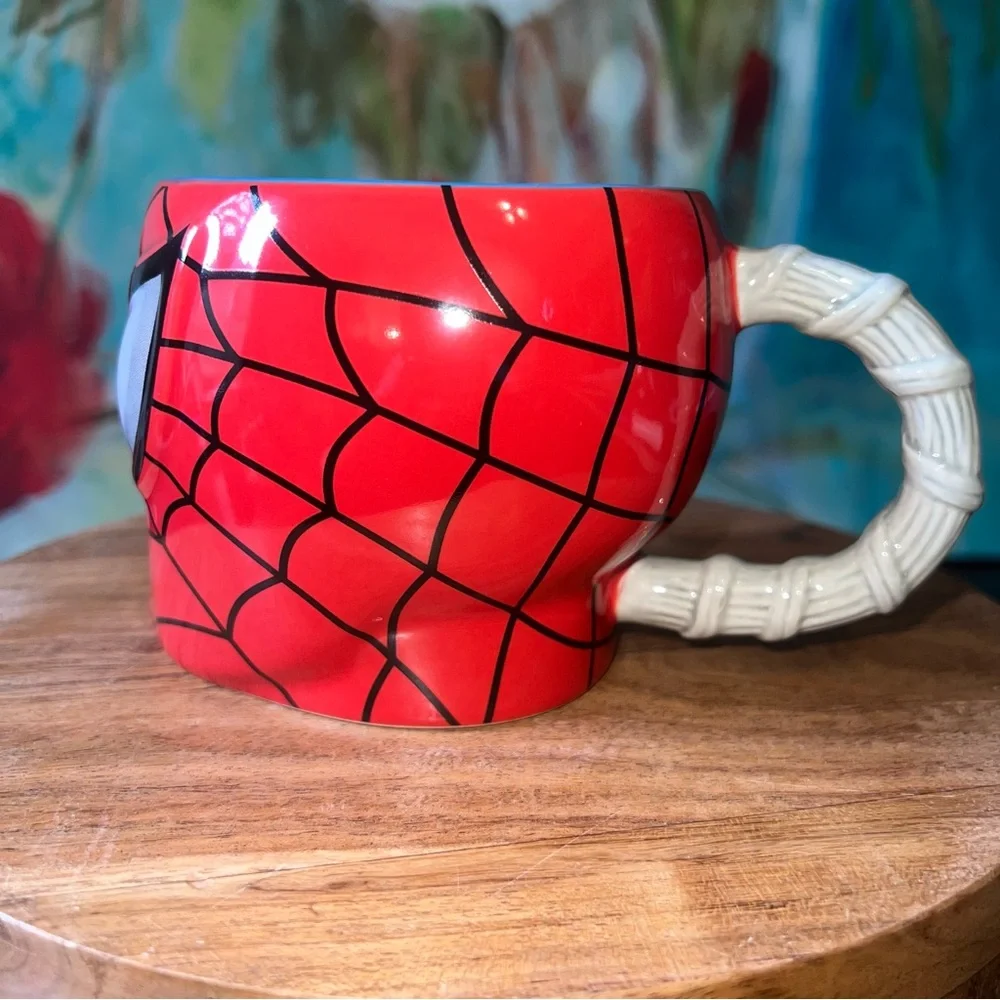 Disney 2012 Marvel Spiderman Red Ceramic Mug Coffee Cocoa Cup Microwave Safe